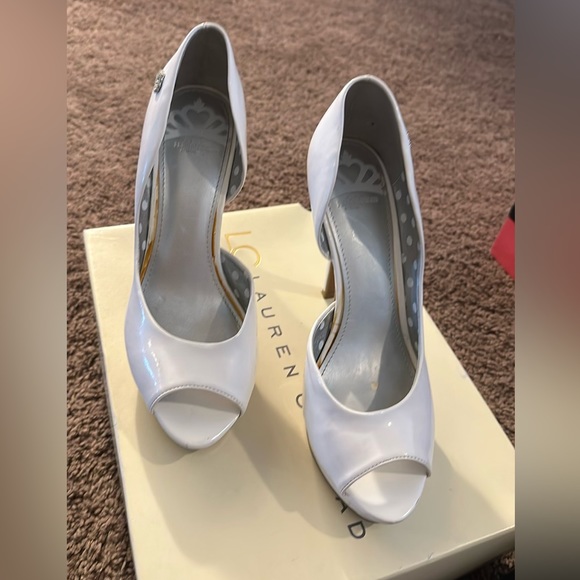 heels - Picture 3 of 5